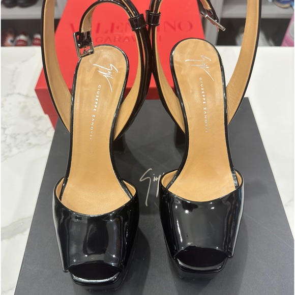Giuseppe Zanotti Heel Sandals - Picture 1 of 9